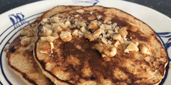 Katie Lee's Banana-Walnut Blender Pancakes