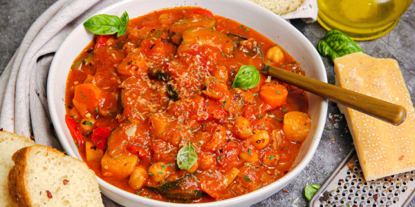 Simple Italian Vegetable and Chickpea Stew