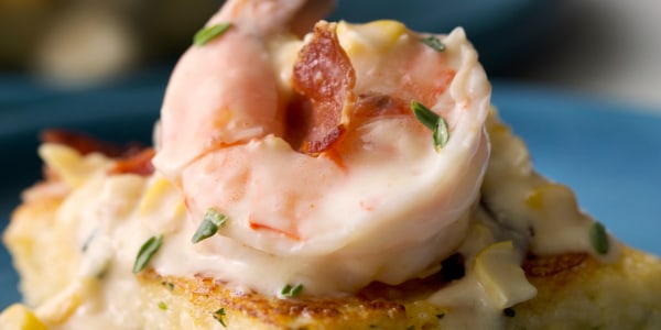 Coastal Carolina Shrimp and Cheddar Grits Cakes