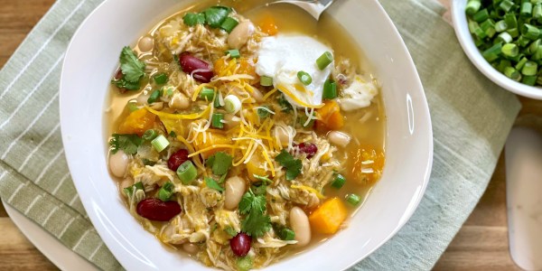 Joy Bauer's Slow-Cooker Salsa Verde Chicken Chili