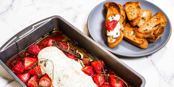 Baked Strawberries & Goat Cheese