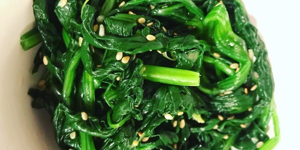 Sigeumchi Namul (Seasoned Spinach Salad)