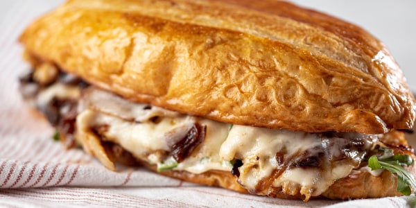 French Dip Chicken Sandwich