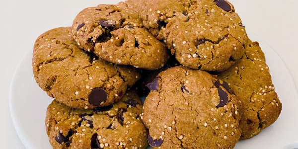 Biscotti Giada con gocce di cioccolato e quinoa