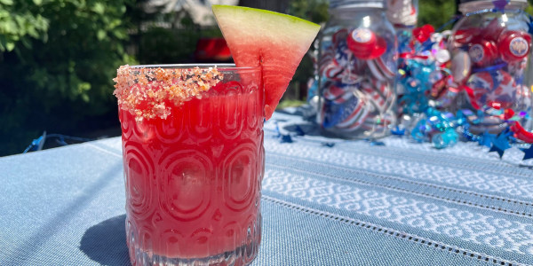 https://media-cldnry.s-nbcnews.com/image/upload/t_focal-600x300,f_auto,q_auto:best/newscms/2021_26/1742782/watermelon-cocktail-mc-main-210630.jpg