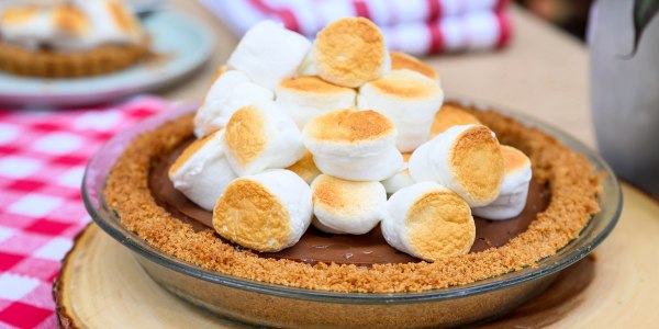 S'mores Chocolate Cream Pie