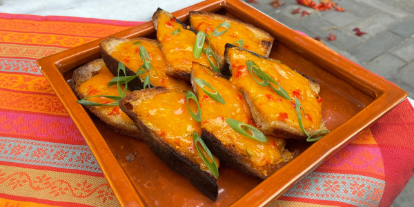 Chile-Cheese Toast