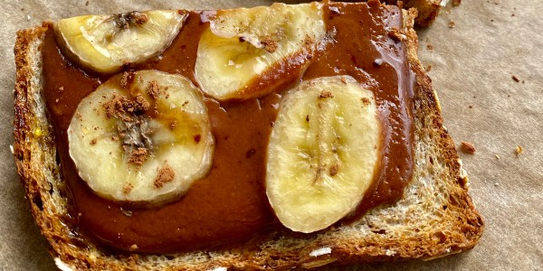 Joy Bauer's Chocolate-Banana Custard Toast