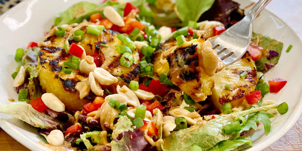 Grilled Pineapple Salad with Peanut Dressing