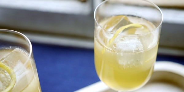 Tangy Gin and Passionfruit Juice