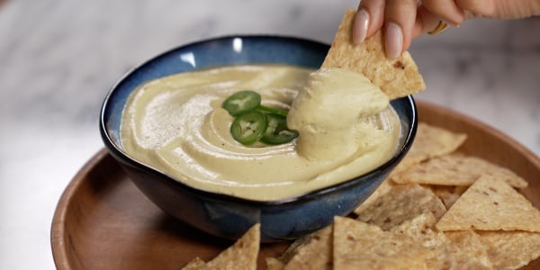 Roasted Jalapeño Vegan Queso