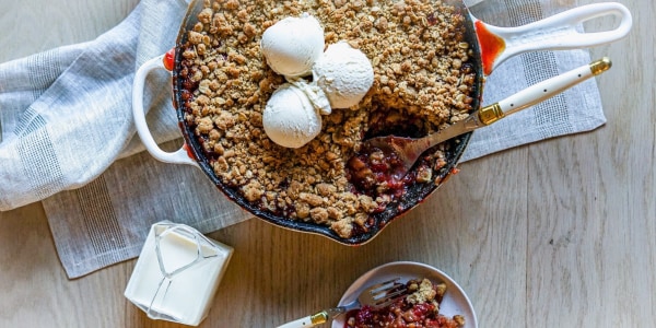 Cranberry, Apple and Spiced Oat Crumble