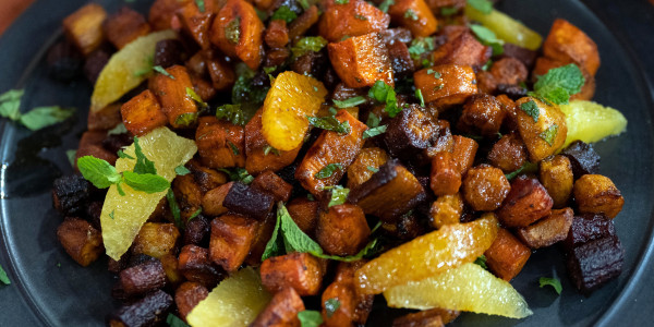 Berbere-Roasted Carrots with Oranges