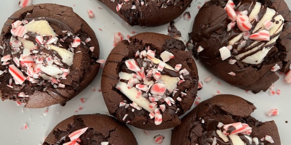 Peppermint-Hot Cocoa Cookies 