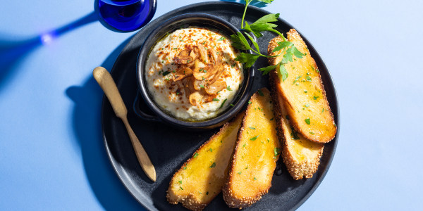 Baked Ricotta Dip with Crostini