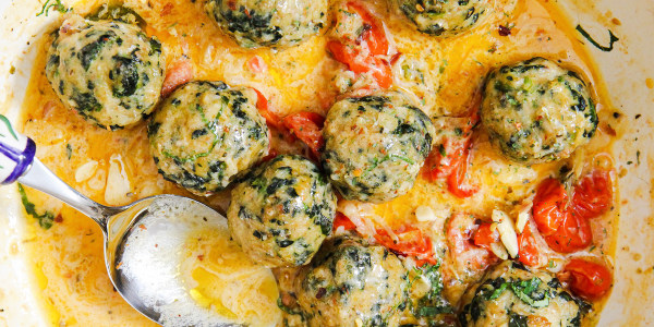 Spinach Chicken Meatballs in Parmesan Cream Sauce