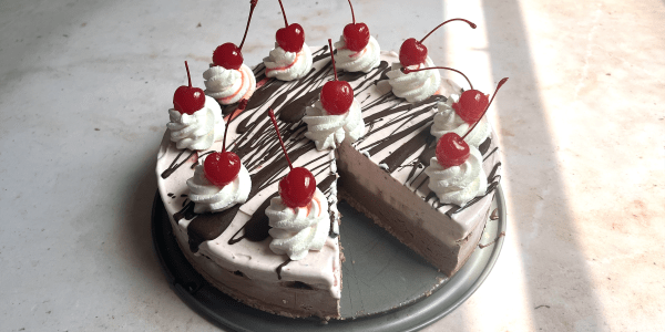 No-Bake Banana Split Ice Cream Pie