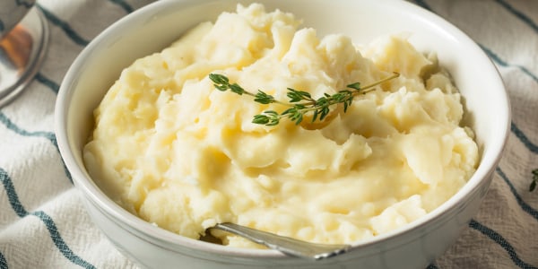 Siri's Cheesy Mashed Cauliflower and Potatoes