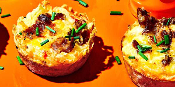 Hash Brown and Bacon Omelet Cups