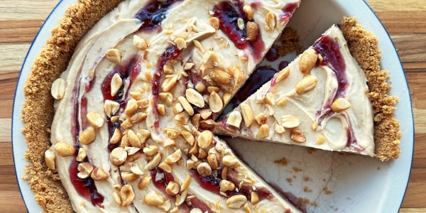 No-Bake Peanut Butter and Jelly Cheesecake