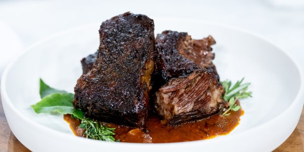 Red Wine-Braised Short Ribs