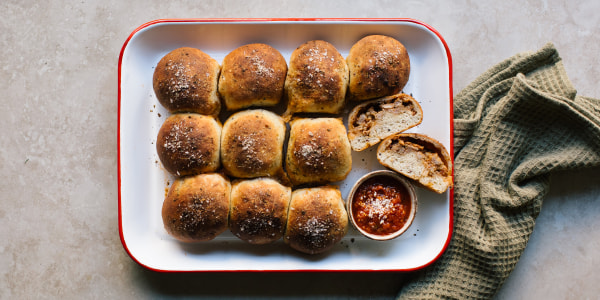 Pull-Apart Pizza Sliders