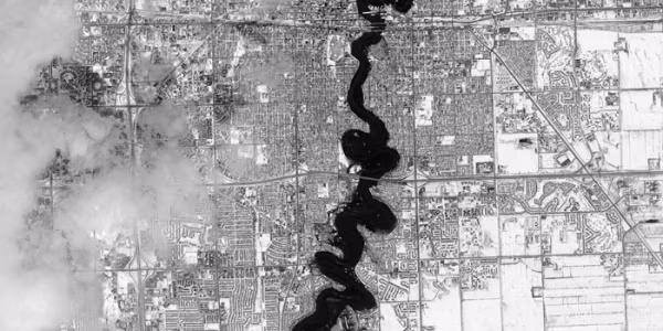 Fighting floodwaters in Fargo