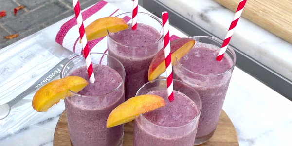 Peach and Berry Smoothie