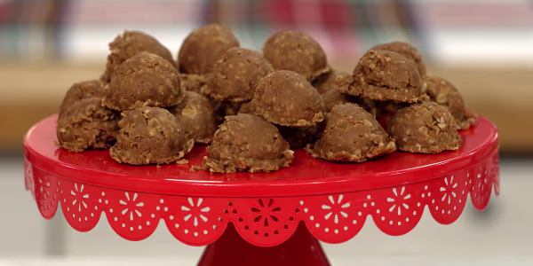 Martina McBride's No-Bake Chocolate Cookies