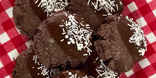 Gluten-Free Triple Chocolate and Corn Cookies