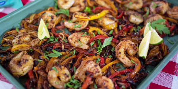 Sheet-Pan Shrimp Fajitas