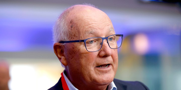 Pete Hoekstra speaks during the Michigan GOP convention