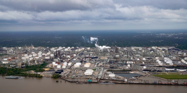 Exxon Mobil refinery complex along the Mississippi River