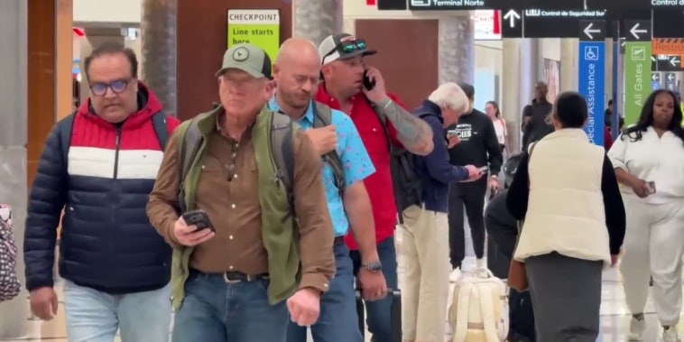 Violent clashes in Minneapolis over ICE operations插图24