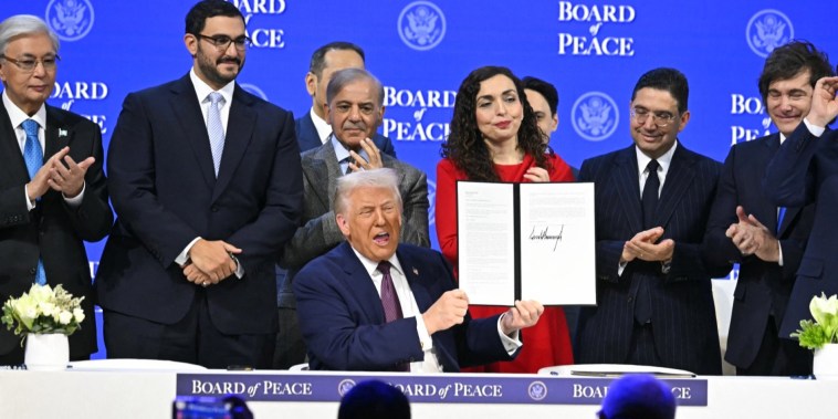 Trump sues JPMorgan Chase and Jamie Dimon for $5B插图25