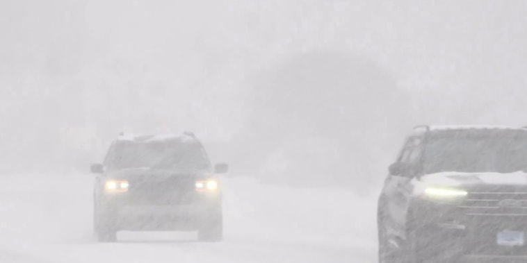 Heavy snow brings near blizzard conditions and dangerous cold to Southeast插图26 Heavy snow brings near blizzard conditions and dangerous cold to Southeast插图26