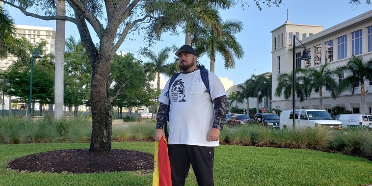 Image:Miguel Galindo, 34, in Doral, Florida on Thursday, June 6, 2019 before starting his 1,100 mile walk to Washington, D.C. to call attention to Venezuela's crisis.