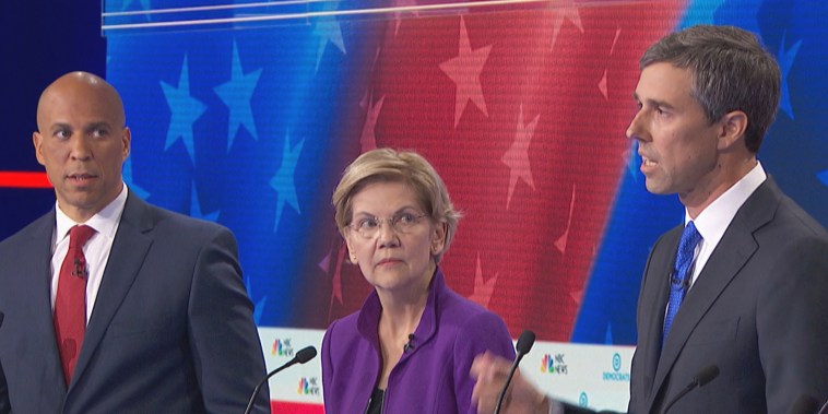 Image: Democratic Debate, Cory Booker side-eye, Beto O'Rourke