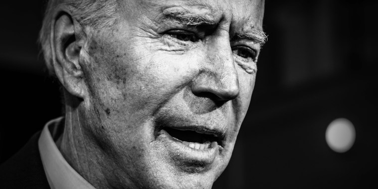 Image: Joe Biden Campaigning in New Hampshire