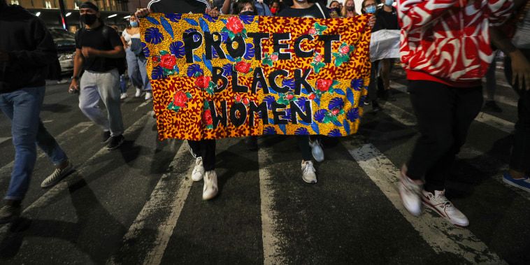 Image: Thousands of Breonna Taylor protestors marched in NYC