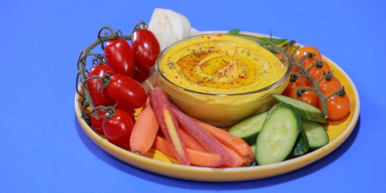 Make a fresh, vibrant hummus platter for your next picnic.