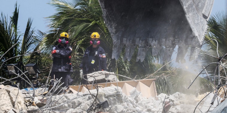 Image: Search Shifts To Recovery Operation At Surfside Condo Collapse
