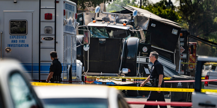 Image: Los Angeles fireworks explosion