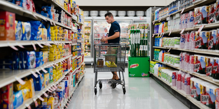 Image: Daniel Worthey shops in Little Rock, Ark., Aug. 9, 2021.