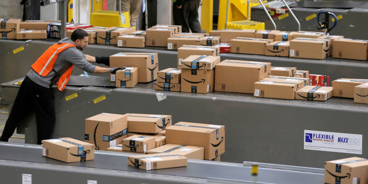Image: Amazon fulfillment center