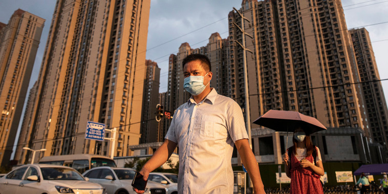 Daily Life In China's Evergrande Community