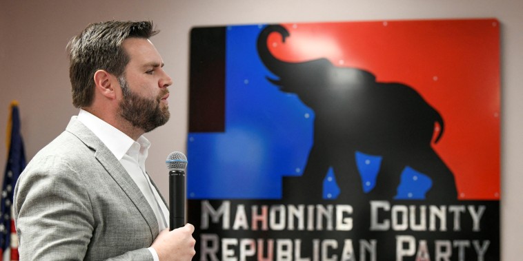 Image: Senate candidate JD Vance campaigns in Boardman