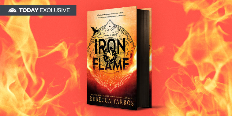 Video Rebecca Yarros talks new book, 'Iron Flame' - ABC News