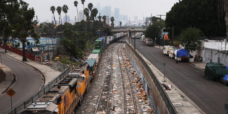 Image: Reports Of Rail Theft Rise In Los Angeles