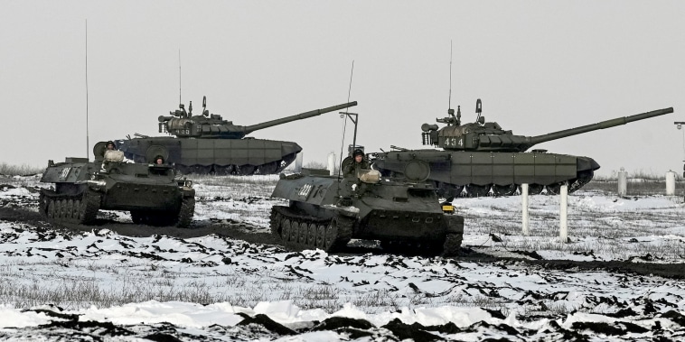 Image: Russian service members hold drills in the Rostov region